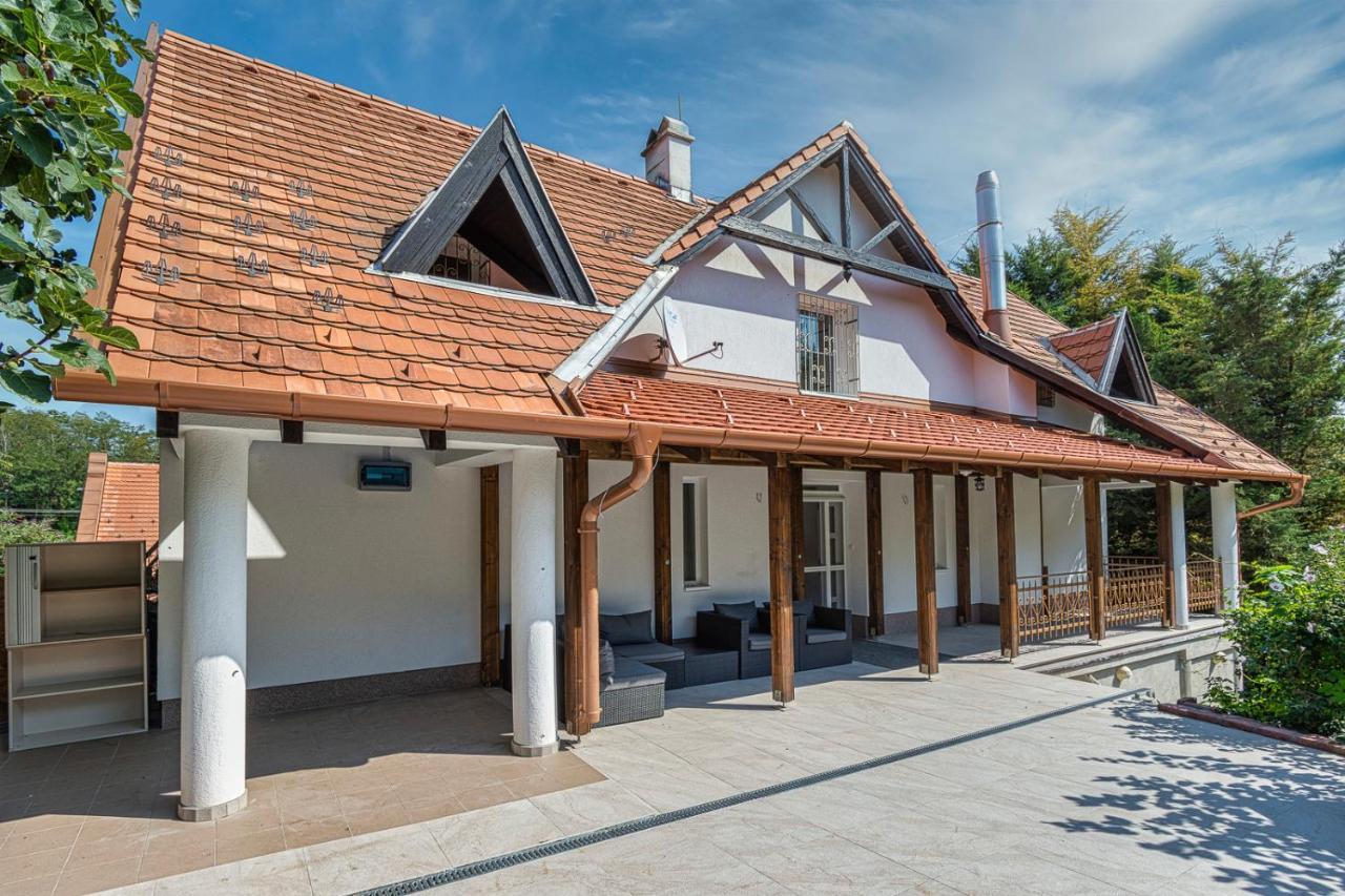 Szel Fiai Fogado Hotel Nyul Exterior photo